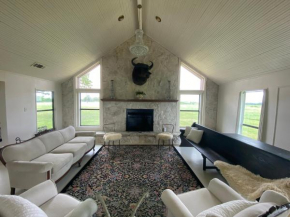 Countryside home near Waco on 12 peaceful acres!